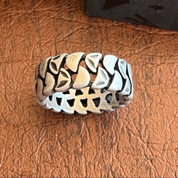 Shiraleah Chicago Thornton Tire Mark Ring Black Gray 9 NIB - Picture 10 of 12